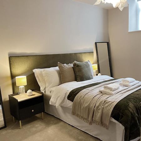 Todmorden Town Centre Apartment Exterior photo